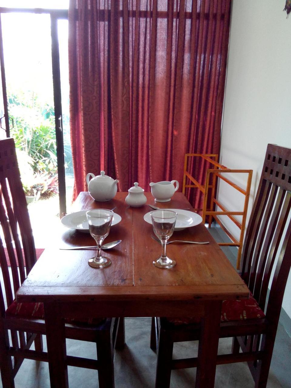 Villa Maleena Hikkaduwa Luaran gambar